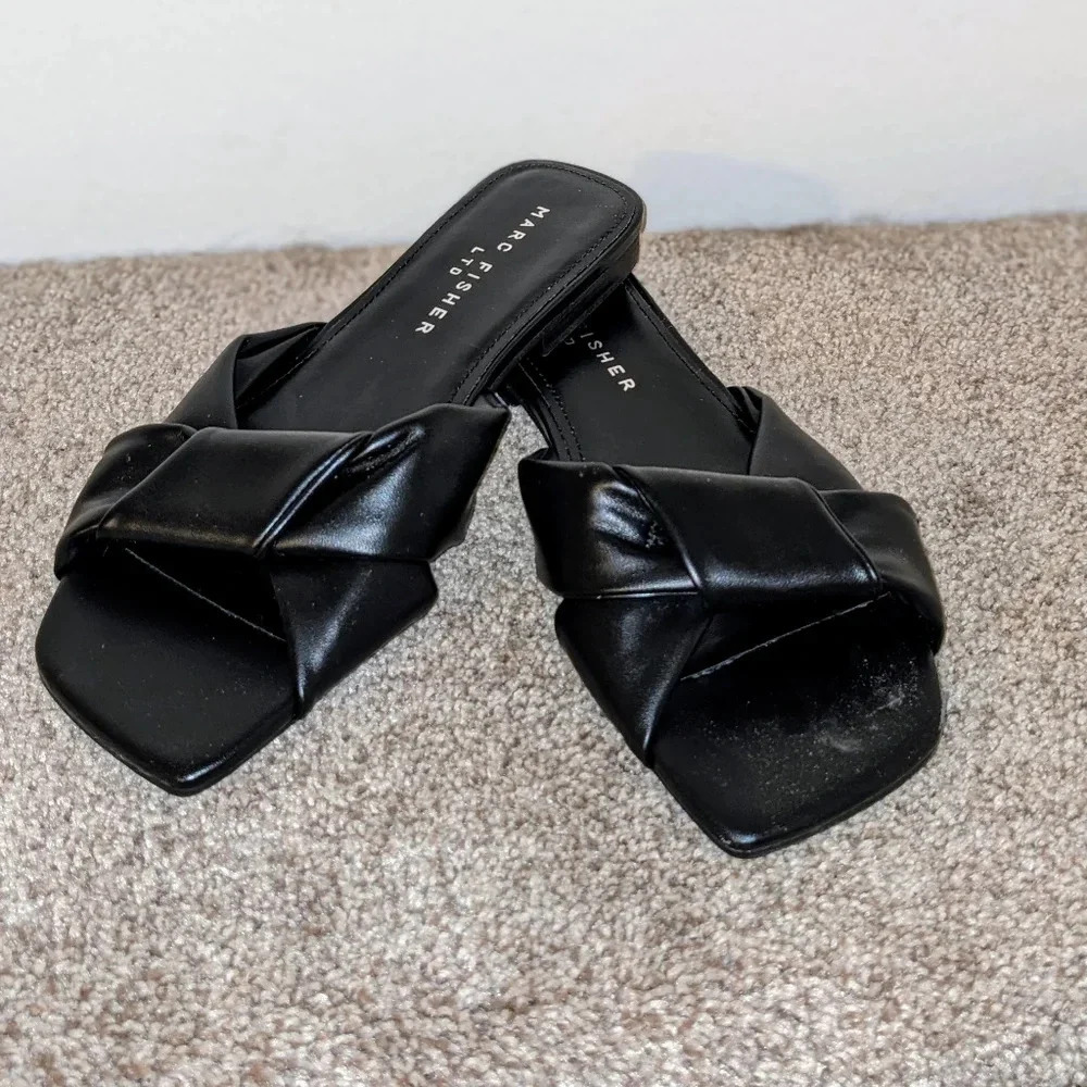 MARC FISHER Womens Black Farisa Square Toe Slip On Leather Slide Sandals 8 M NEW